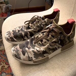 New Adidas NMD_R1 Shoes Men's